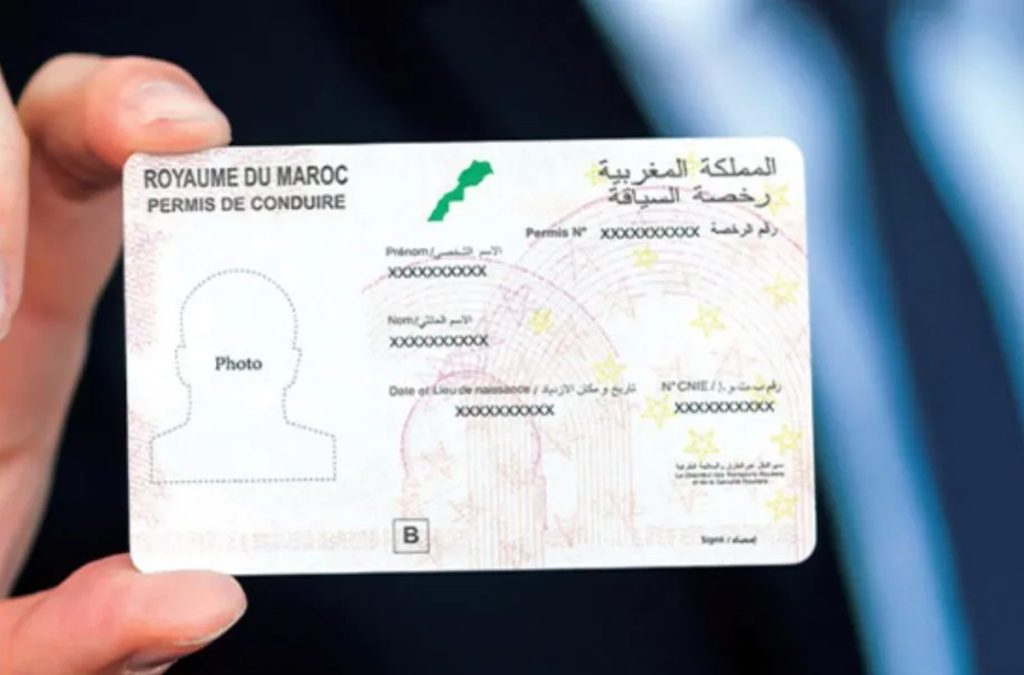 España flexibiliza el reconocimiento de licencias de conducir marroquíes para clases profesionales