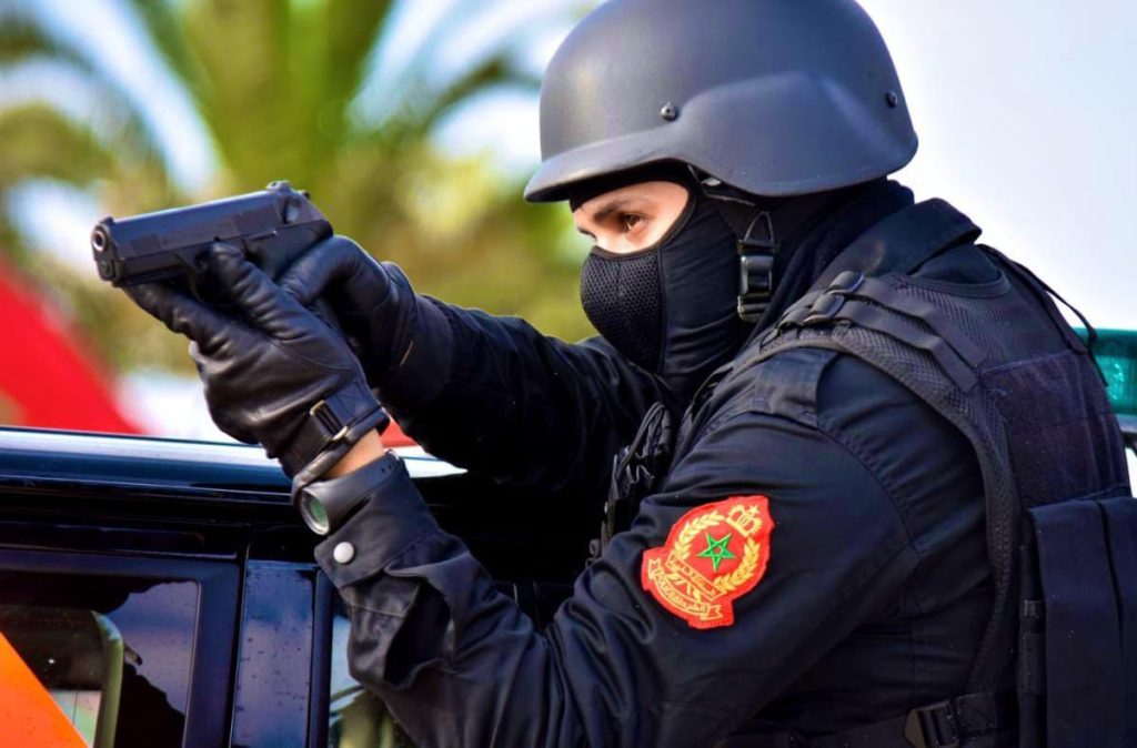 دهس متعمد بالسيارة .. المتورط في قبضة الأمن
