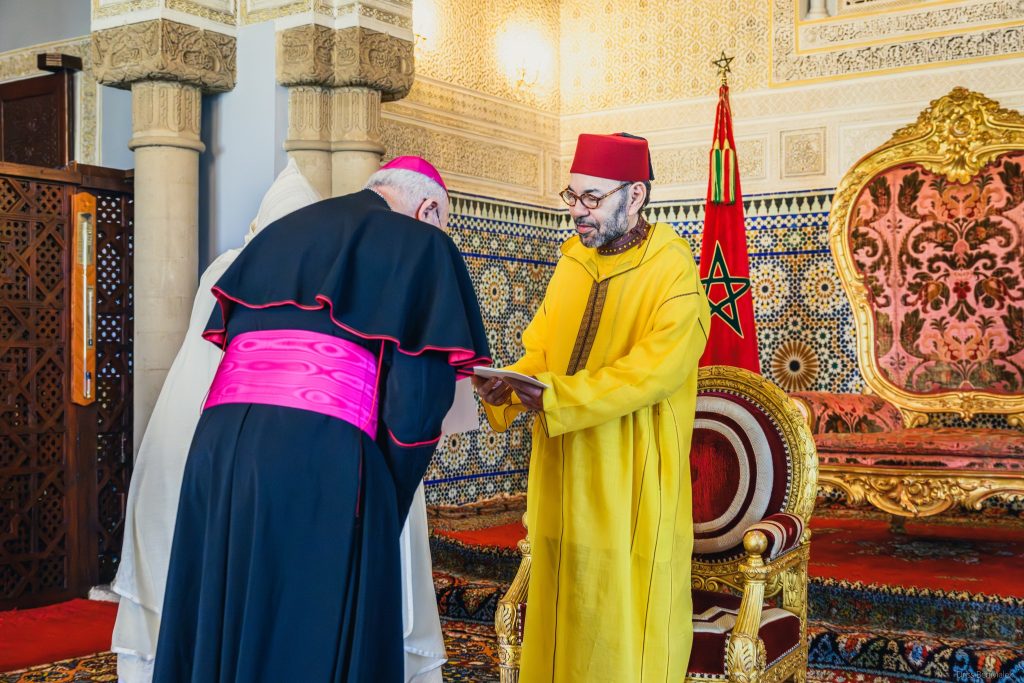 جلالة الملك محمد السادس يستقبل بالرباط عددا من السفراء الأجانب