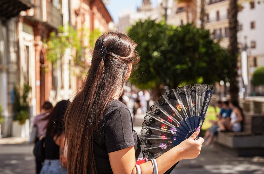 España: Fuertes tormentas, lluvia e intenso calor, hasta 39 grados, activan los avisos en 7 comunidades