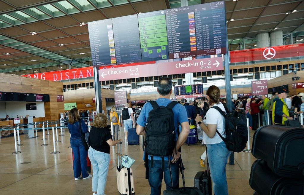 Ciberataque afecta a los aeropuertos