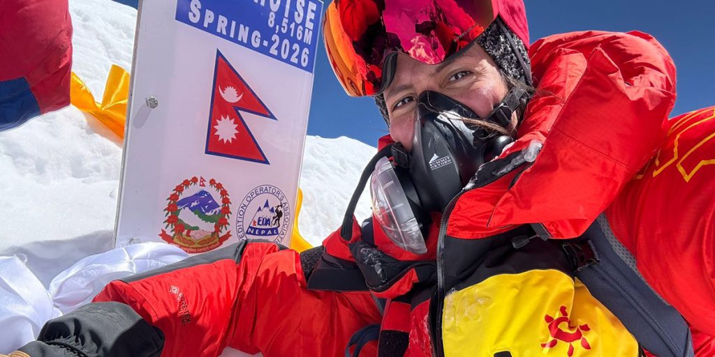 El Rey Mohamed VI felicita a la alpinista Nawal Sfendla tras hacer historia en el Everest y el Lhotse Nawal Sfendla