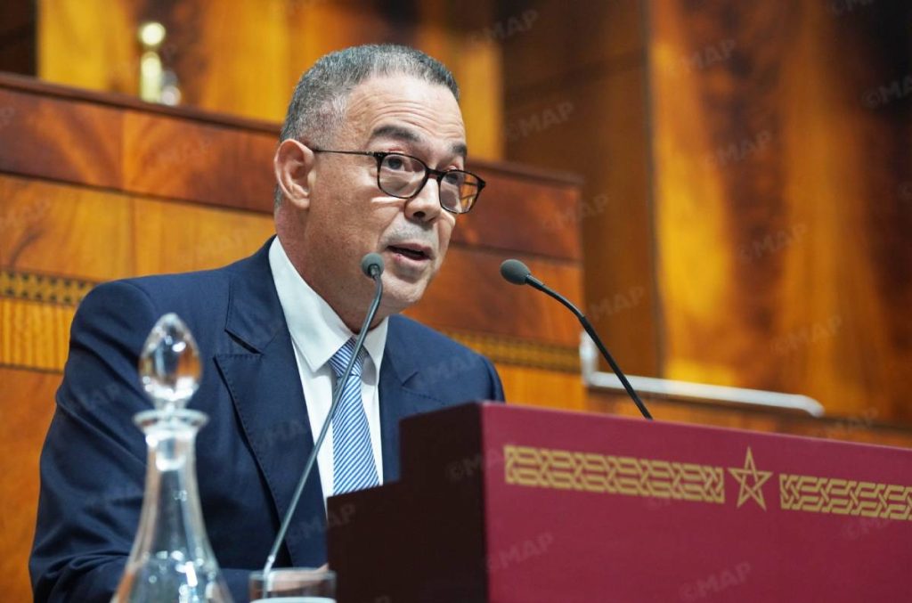 PLF 2027 Marruecos: Lekjaa impulsa el crecimiento y las reformas económicas Lekjaa presenta el PLF 2027