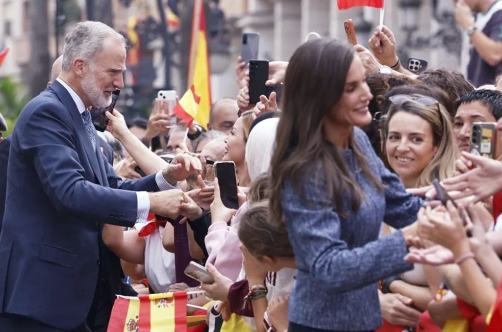 El rey Felipe VI y la reina Letizia visitan Ceuta en un acto institucional histórico